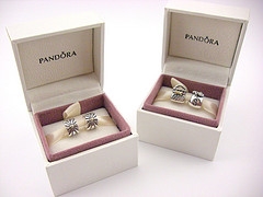 pandora charms and bracelets